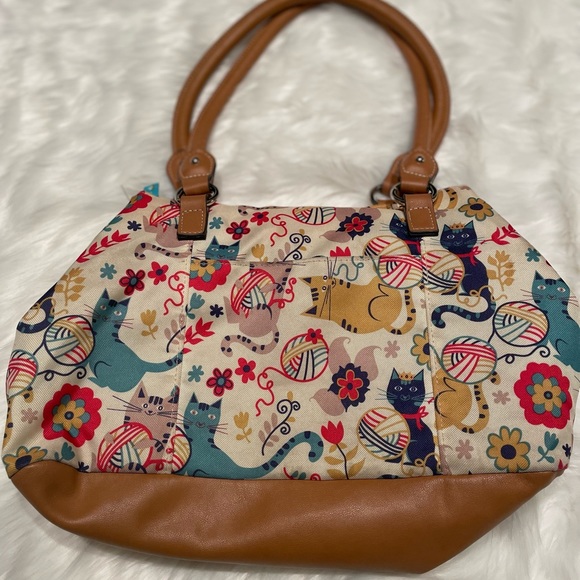 lily bloom love cats luggage